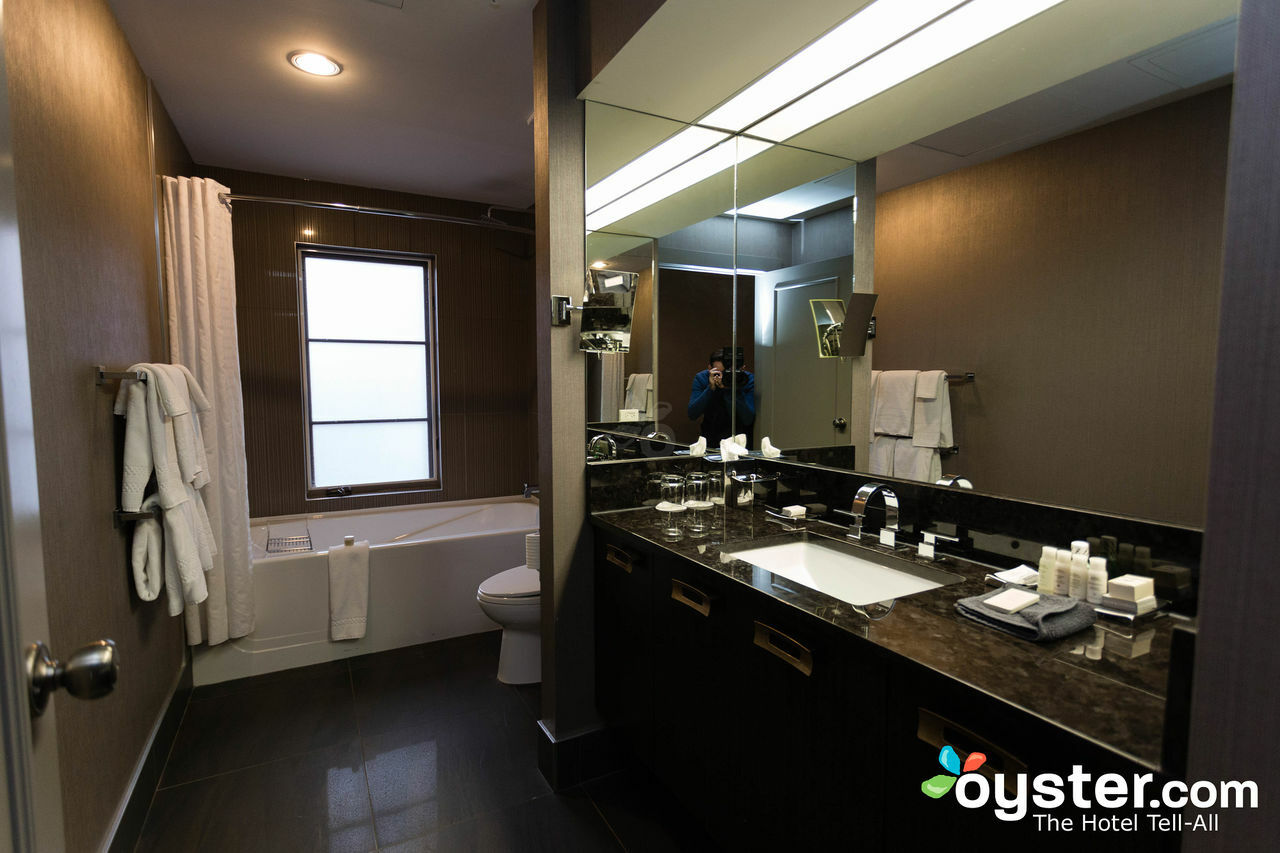 Hotel Arts Kensington YYC Eksteriør bilde
